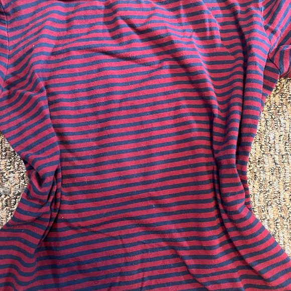 THE LIMITED long sleeve tee, SUPER COMFY! semi stretch material and so soft - Picture 2 of 3